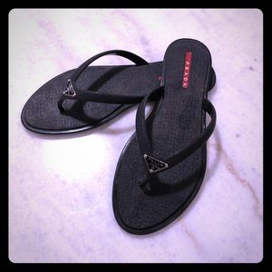 Prada Flip Flop - Black - authentic